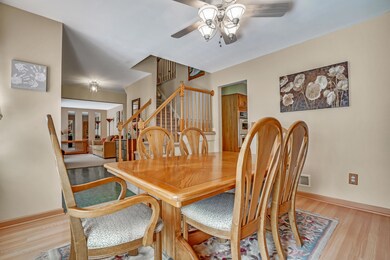 122 Walchest Dr, Toms River, NJ 08753 - photo 5