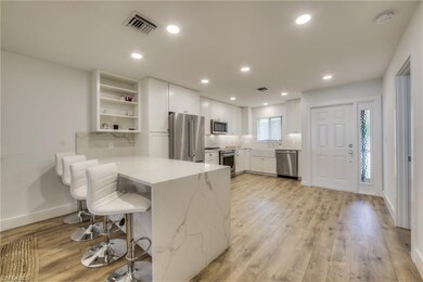 4062 Belair Ln unit 9, Naples, FL 34103 - photo 3