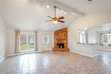 213 Holmes Dr, Slidell, LA 70460 - photo 5