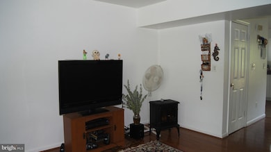 15340 Gunsmith Terrace, Woodbridge, VA 22191 - photo 4