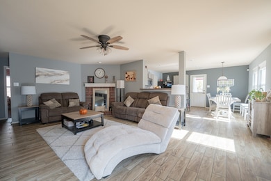 2548 Saddlehorn Dr, Little Elm, TX 75068 - photo 2