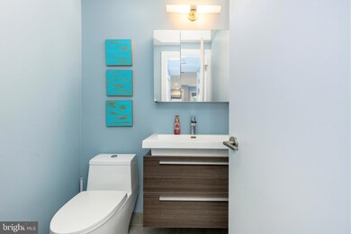 850 N 4th St unit 2, Philadelphia, PA 19123 - photo 4