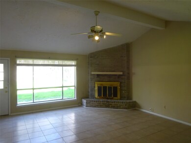 23618 Wintergate Dr, Spring, TX 77373 - photo 2