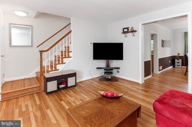 6122 Marlora Rd, Baltimore, MD 21239 - photo 4