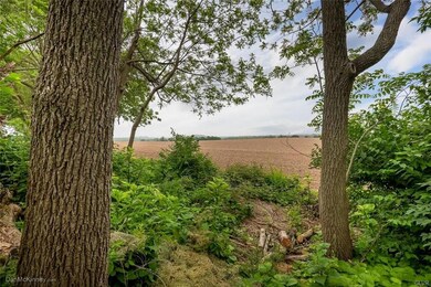 2819 Eagle Nest Ln, Nazareth, PA 18064 - photo 4