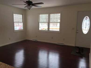 312 Duncan Rd, Schuylerville, NY 12871 - photo 4