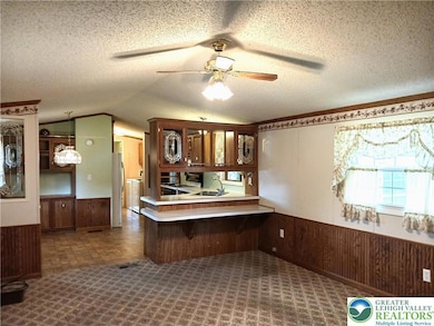 233 Independence Way, Mount Bethel, PA 18343 - photo 5