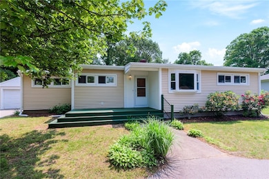 Deck to front entrance