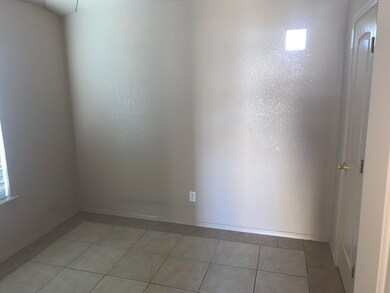 443 Greggerson Dr unit 445, El Paso, TX 79907 - photo 6