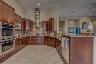 13610 N Tessali Way__001