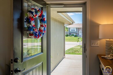 7010 SW 18th St, Topeka, KS 66615 - photo 4