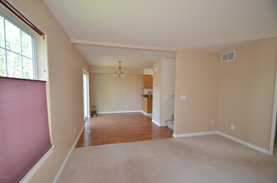 Living room to dining - laminate floor