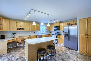 104 Whitley St NW, Orting, WA 98360 - photo 4