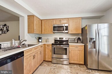 6374 Greenfield Rd, Elkridge, MD 21075 - photo 3