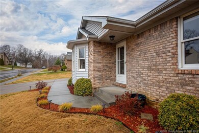 405 S Parkline Dr, New Albany, IN 47150 - photo 5