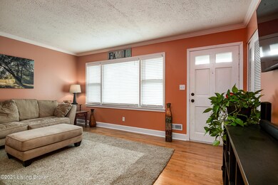 9324 Fairground Rd, Louisville, KY 40291 - photo 7