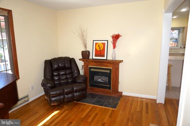 13314 Turkey Branch Pkwy, Rockville, MD 20853 - photo 6