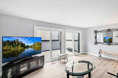 7754 W Higgins Rd unit J, Chicago, IL 60631 - photo 5