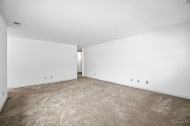 5171 N Bend Crossing, Cincinnati, OH 45247 - photo 6