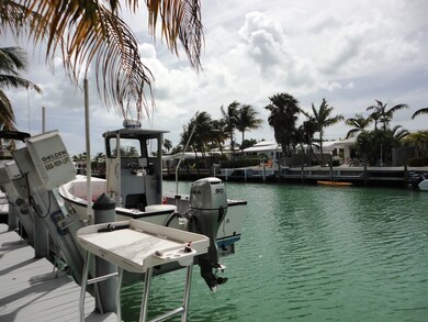 100' Wide Canal