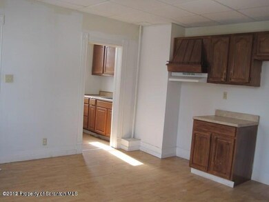 409 Susquehanna Ave unit 411, Olyphant, PA 18447 - photo 6