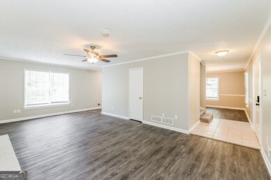 2871 Quinbery Dr, Snellville, GA 30039 - photo 3