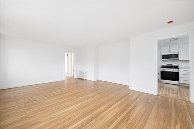 54 Coggeshall Ave unit 1, Newport, RI 02840 - photo 5