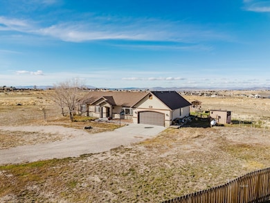 904 Buckskin Cir, Spring Creek, NV 89815 - photo 3