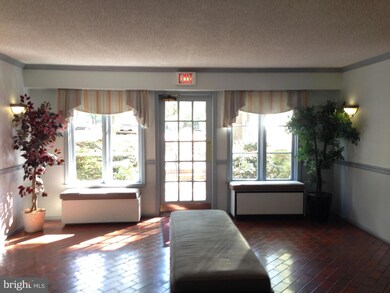 7680 Tremayne Place unit 103, McLean, VA 22102 - photo 3