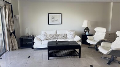 951 De Soto Rd unit 427, Boca Raton, FL 33432 - photo 4