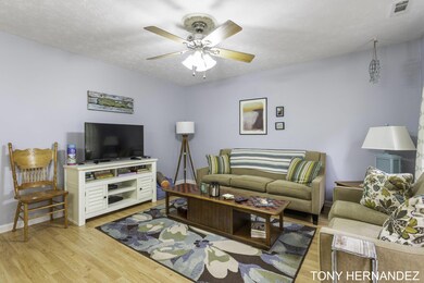 41-web-or-mls-1101-hazel-st