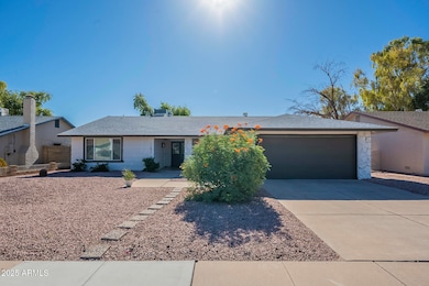 11831 S Paiute St, Phoenix, AZ 85044 - photo 2