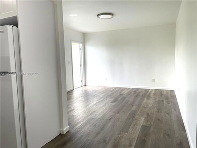 17175 NE 20th Ave unit 6, North Miami Beach, FL 33162 - photo 6