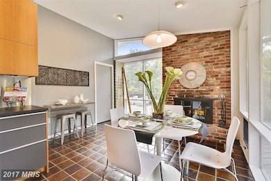 2406 Daphne Ln, Alexandria, VA 22306 - photo 5