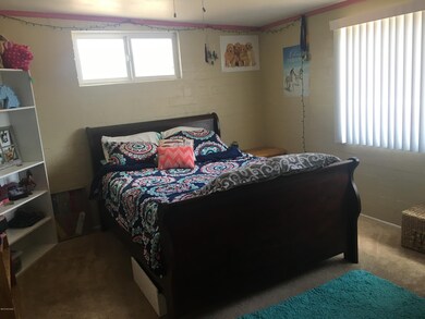 Guest bedroom
