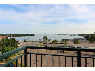 Balcony-Lake-View (5)