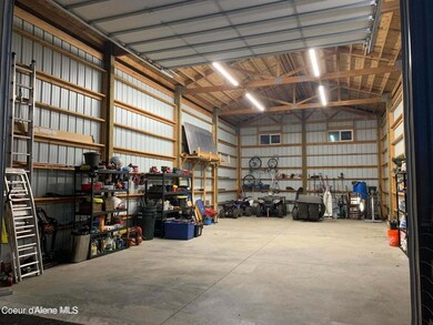 Polebarn