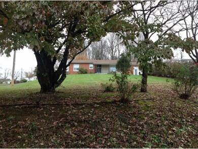 175 Greenlee Rd, Johnson City, TN 37601 - photo 3