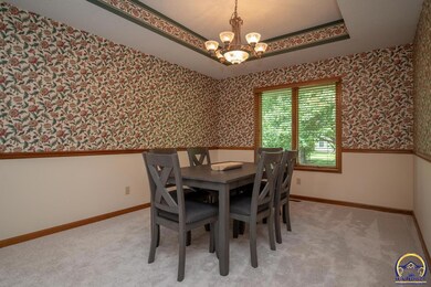 2433 SW Camelot Place, Topeka, KS 66614 - photo 6