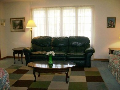 30 Rose Cir, North Tonawanda, NY 14120 - photo 2