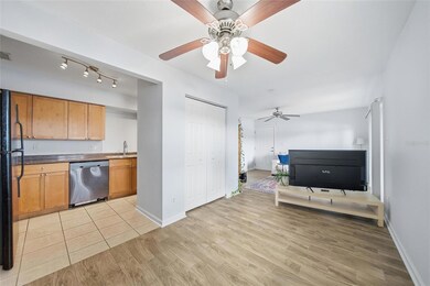 220 Pompano Dr SE unit D, Saint Petersburg, FL 33705 - photo 7