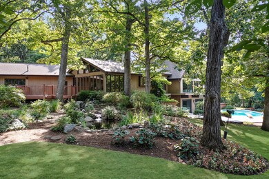 352 Deepwood Rd, Barrington, IL 60010 - photo 5