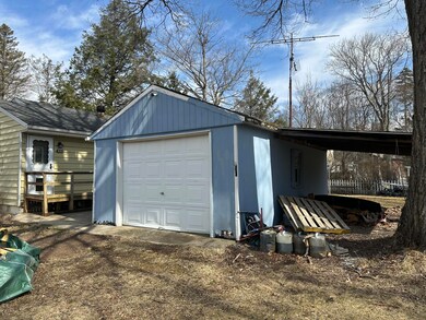 108 Sharbaugh Rd, Tobyhanna, PA 18466 - photo 2