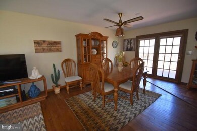 5930 Snowdens Run Rd, Sykesville, MD 21784 - photo 3