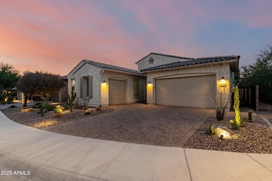 3046 E Crest Ln, Phoenix, AZ 85050 - photo 2