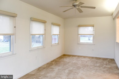 10801 Tippett Rd, Clinton, MD 20735 - photo 7