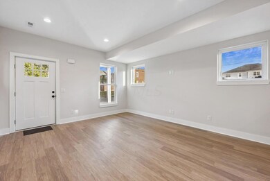 2-web-or-mls-997-carpenter-st