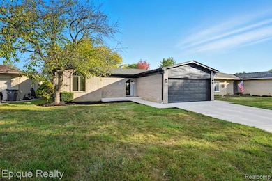 15775 Nader Ct, Clinton Township, MI 48038 - photo 2