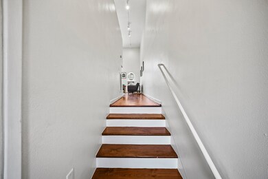 2023 Haddon St, Houston, TX 77019 - photo 6