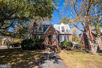 4739 16th St N, Arlington, VA 22205 - photo 2